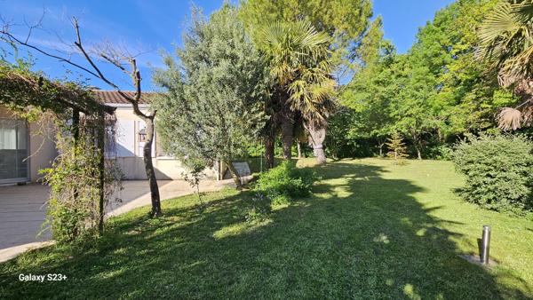 PAVILLON DE PLAIN-PIED PROCHE TOUTES COMMODITES