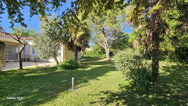 PAVILLON DE PLAIN-PIED PROCHE TOUTES COMMODITES