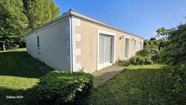 PAVILLON DE PLAIN-PIED PROCHE TOUTES COMMODITES