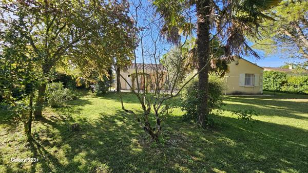 PAVILLON DE PLAIN-PIED PROCHE TOUTES COMMODITES