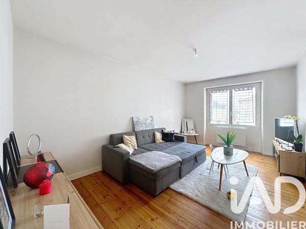 Immeuble à vendre 250 m² Plaine-et-Vallées