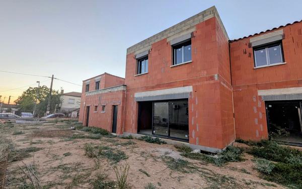 Maison à vendre    4 pièces • 90 m2 Saint-Brès