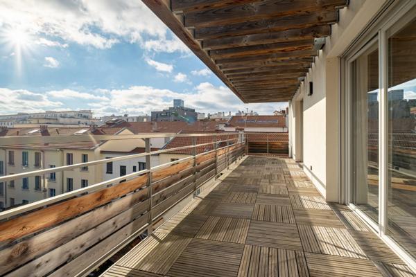 Appartement meublé en dernier étage avec terrasses