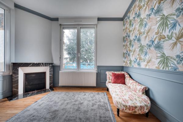 Maison bourgeoise en pierre de meulière 9 pièces - 6 chambres - Savigny sur Orge (91)