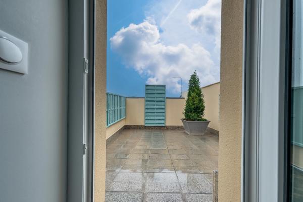 Maison bourgeoise en pierre de meulière 9 pièces - 6 chambres - Savigny sur Orge (91)