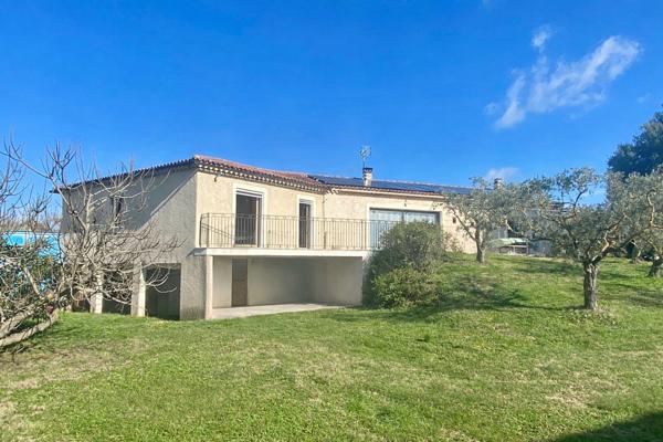 Maison Taillades 7 pièce(s) 203 m2
