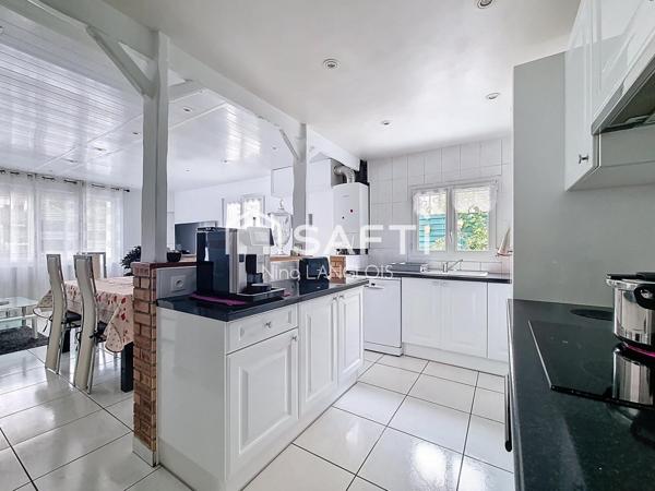 Proximité gare, commerces, écoles et autoroutes