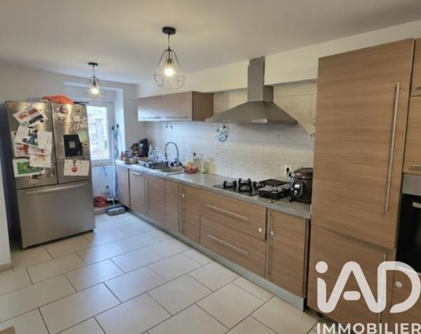 Maison à vendre 6 pièces 154 m² Creuzier-le-Vieux