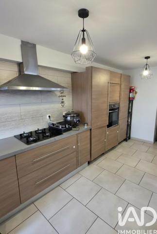 Maison à vendre 6 pièces 154 m² Creuzier-le-Vieux