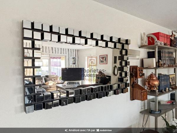 Maison de plain-pied familiale avec piscine double garage avec dépendance et cave