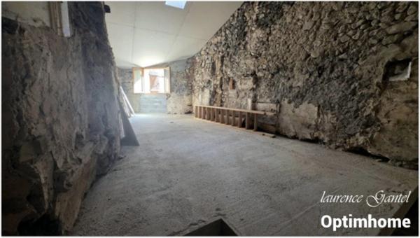 Maison de village à rénover – fort potentiel - 59 m2