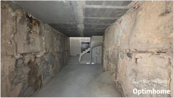 Maison de village à rénover – fort potentiel - 59 m2
