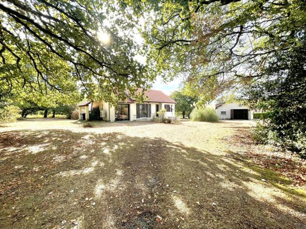 Jolie maison de plain pied avec garage