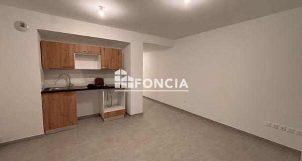 Location Appartement 2 pièces 45 m² - Rodilhan 30230