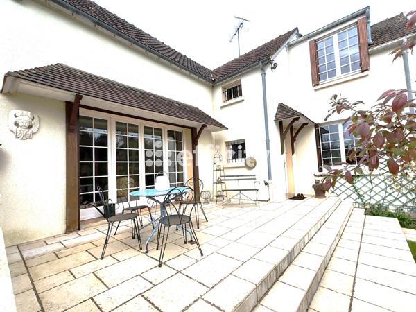 Maison 5 pièces - 140 m²