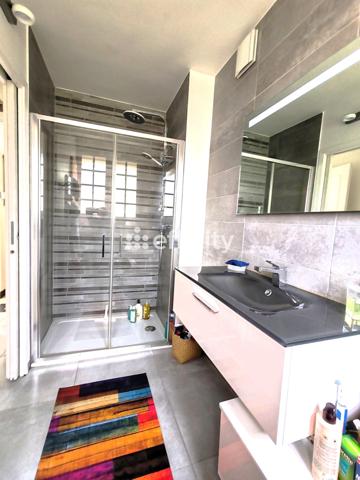 Maison 5 pièces - 140 m²