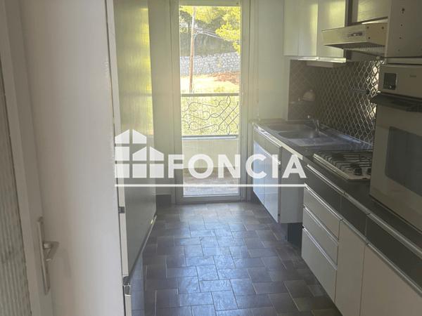 Location Appartement 3 pièces 80 m² - 139 AVENUE DE LA LANTERNE Nice 06200