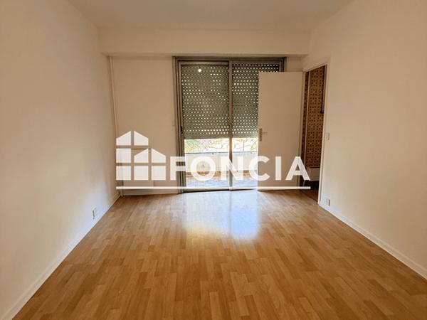 Location Appartement 3 pièces 80 m² - 139 AVENUE DE LA LANTERNE Nice 06200