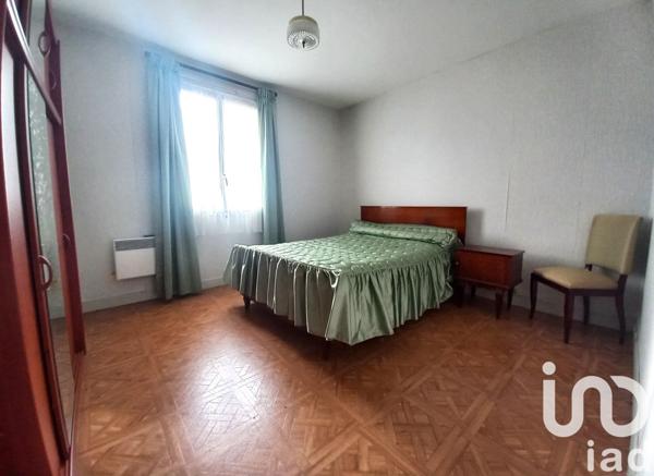 Maison traditionnelle 4 pièces de 93 m² à Castelculier (47240)