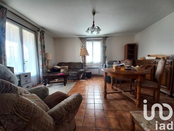 Maison traditionnelle 4 pièces de 93 m² à Castelculier (47240)