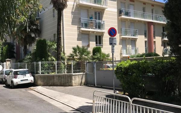 Stationnement à vendre
