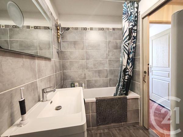 Maison à vendre  4 pièces - 78,31 m2 VOLX - 04