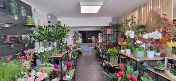 Fonds de commerce de fleuriste + immeuble à vendre à Gerzat (63) !