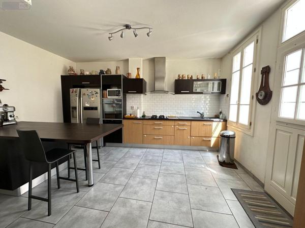 Maison de ville à vendre à Montrichard-Val-de-Cher dans le Loir-et-Cher (41400), ref : 12101/1219   
CENTRE BOURG