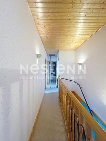 Bel immeuble plein centre d'Yssingeaux avec commerce en rdc et un appartement à l'étage