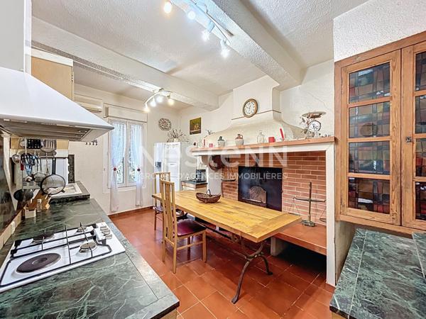 Torreilles - A VENDRE Maison centre village de 6 pièces avec cour ,terrasse et garage