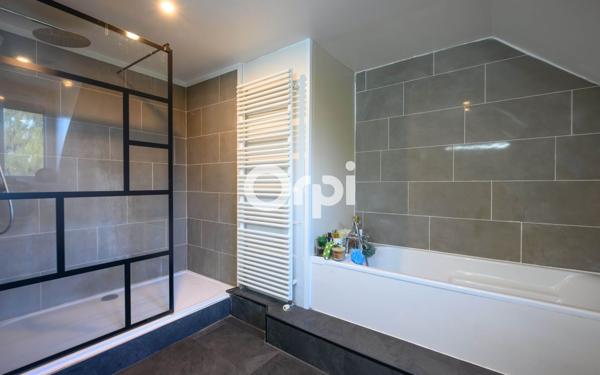 Maison à vendre    4 pièces • 172 m2 Wattrelos