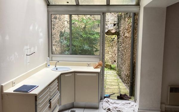 Maison à vendre    6 pièces •  Roquefort