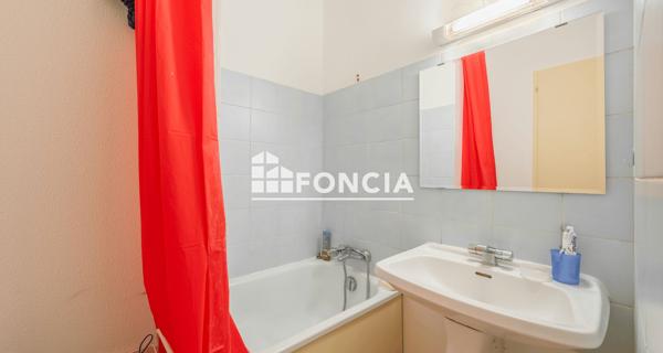 À vendre Studio 33 m² - Bordeaux 33000