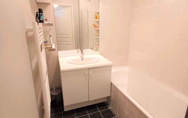Appartement à louer    3 pièces • 74,40 m2 Villeurbanne