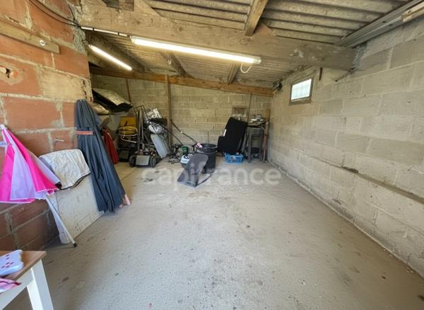 Maison de caractère  entièrement rénovée 3 chambres habitable de plain pied