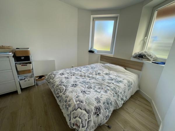 Maison de caractère  entièrement rénovée 3 chambres habitable de plain pied