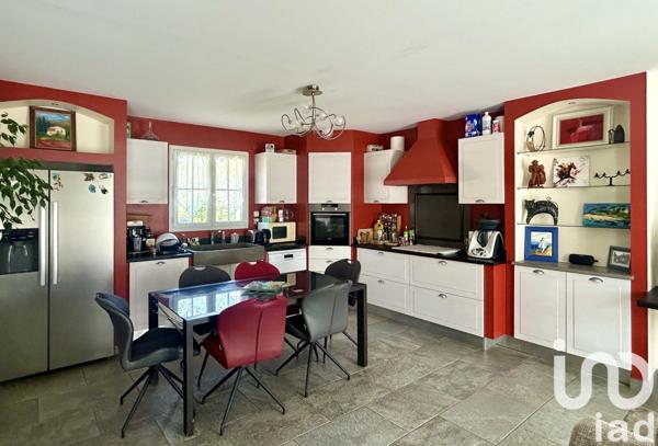 Maison à vendre 5 pièces 118 m² Pourrières