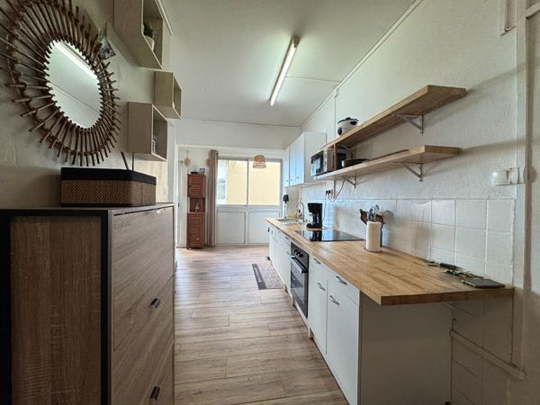 97400 SAINT DENIS A LOUER - Saint-Denis - Appartement T3 meublé rue tourette au centre-ville de Saint-Denis