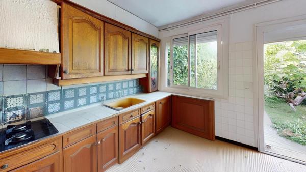 Maison plain-pied + jardin + garage