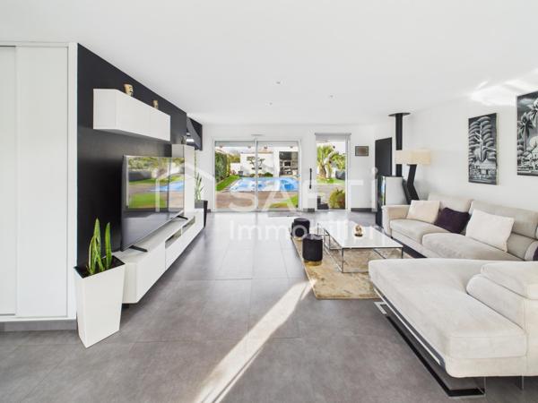 Maison familiale avec piscine à Pessac de 147 m2 -  4 chambres  – Terrain 533 m²