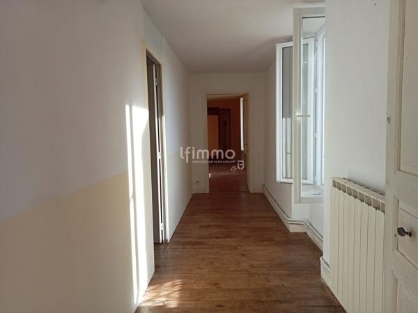 à vendre gers corps de ferme 260m²