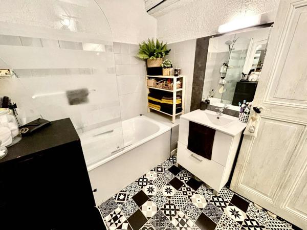 Orange (84100) T3 Centre ville ORANGE