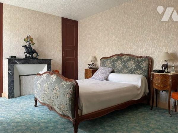 MAISON AVEC GARAGE ET JARDIN PROCHE CENTRE-VILLE