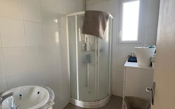 Maison à louer    2 pièces • 64,73 m2 Saint-Péravy-la-Colombe