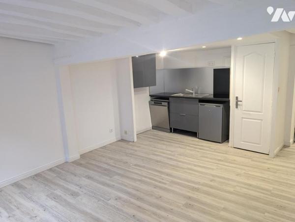 À VENDRE – ROUEN VIEUX MARCHE T2 entièrement rénové, 3ème et dernier étage