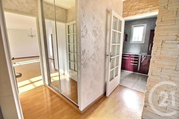 Appartement F4 à vendre  4 pièces - 100,26 m2 CHATEAU THIERRY - 02