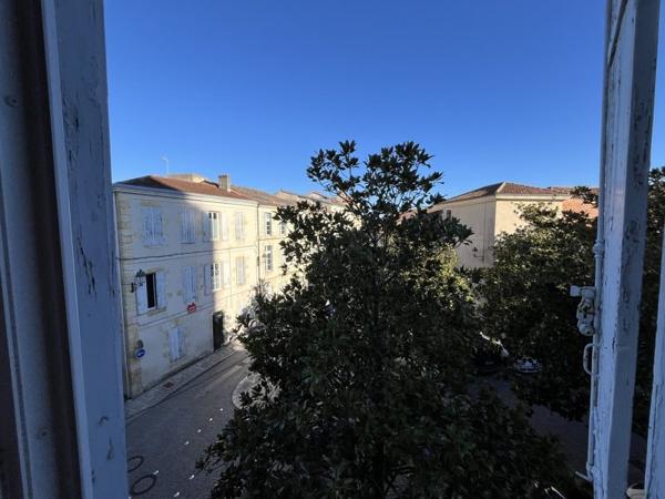 Immeuble à vendre |  Condom |  190 m²