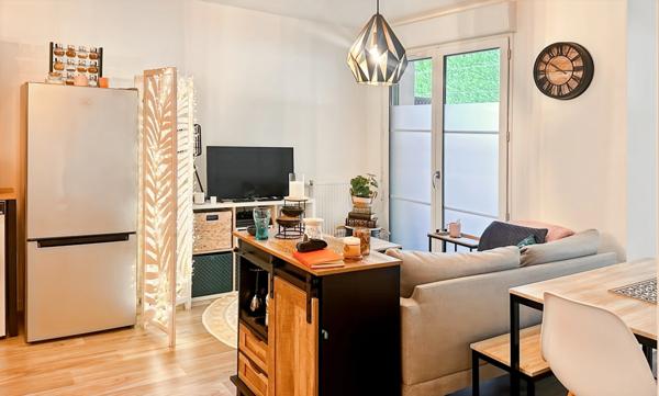 Appartement à vendre 2 pièces MOISSY CRAMAYEL (77)