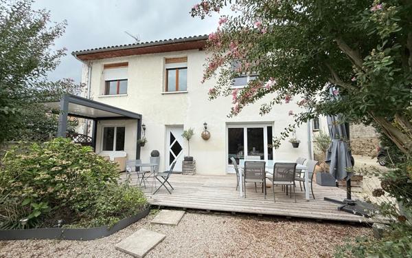 Maison à vendre    4 pièces • 110 m2 Aire-sur-l'Adour