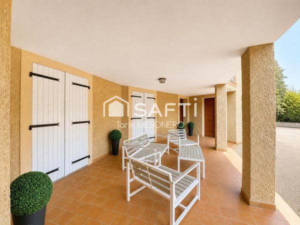 Villa de prestige avec fort potentiel